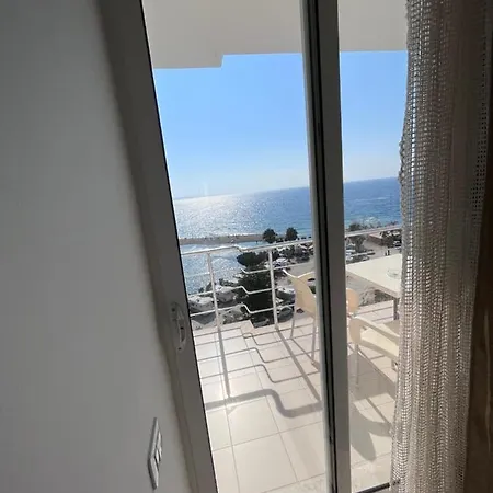 Diamond Sea Apartment